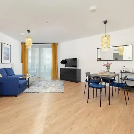 公寓 Apartment By The Sea, Indoor Pool