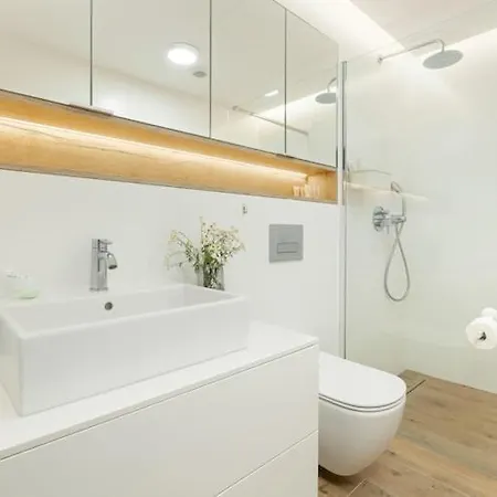 Apartment By The Sea, Indoor Pool *