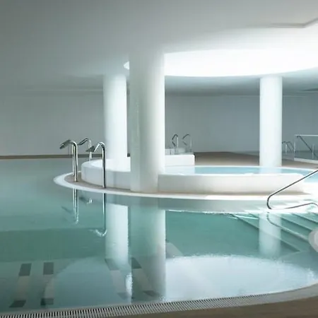 公寓 Apartment By The Sea, Indoor Pool