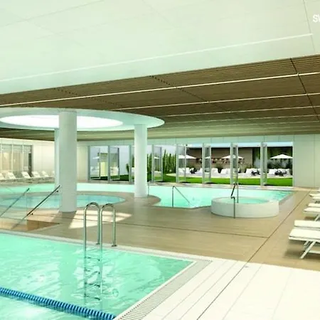 公寓 Apartment By The Sea, Indoor Pool 波别罗沃