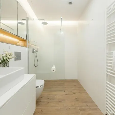 Apartment By The Sea, Indoor Pool *