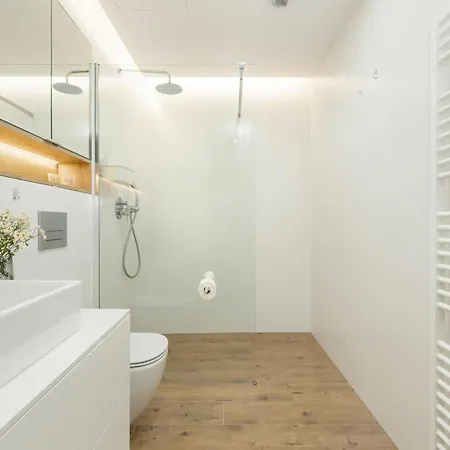 By The Sea, Indoor Pool Apartament