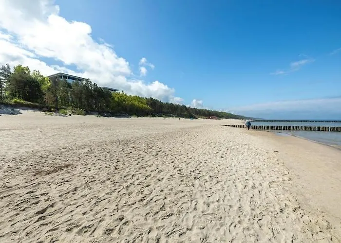 Apartment By The Sea, Indoor Pool Apartmán *